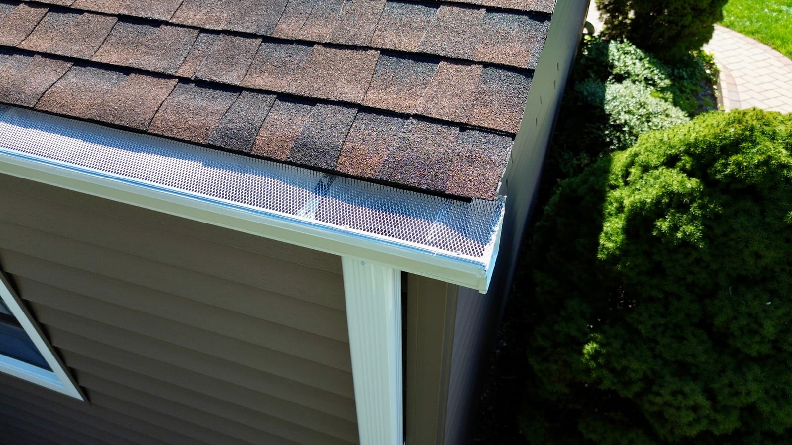 Siding and trim detail